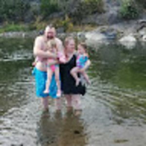 Meet your Posher, Tia